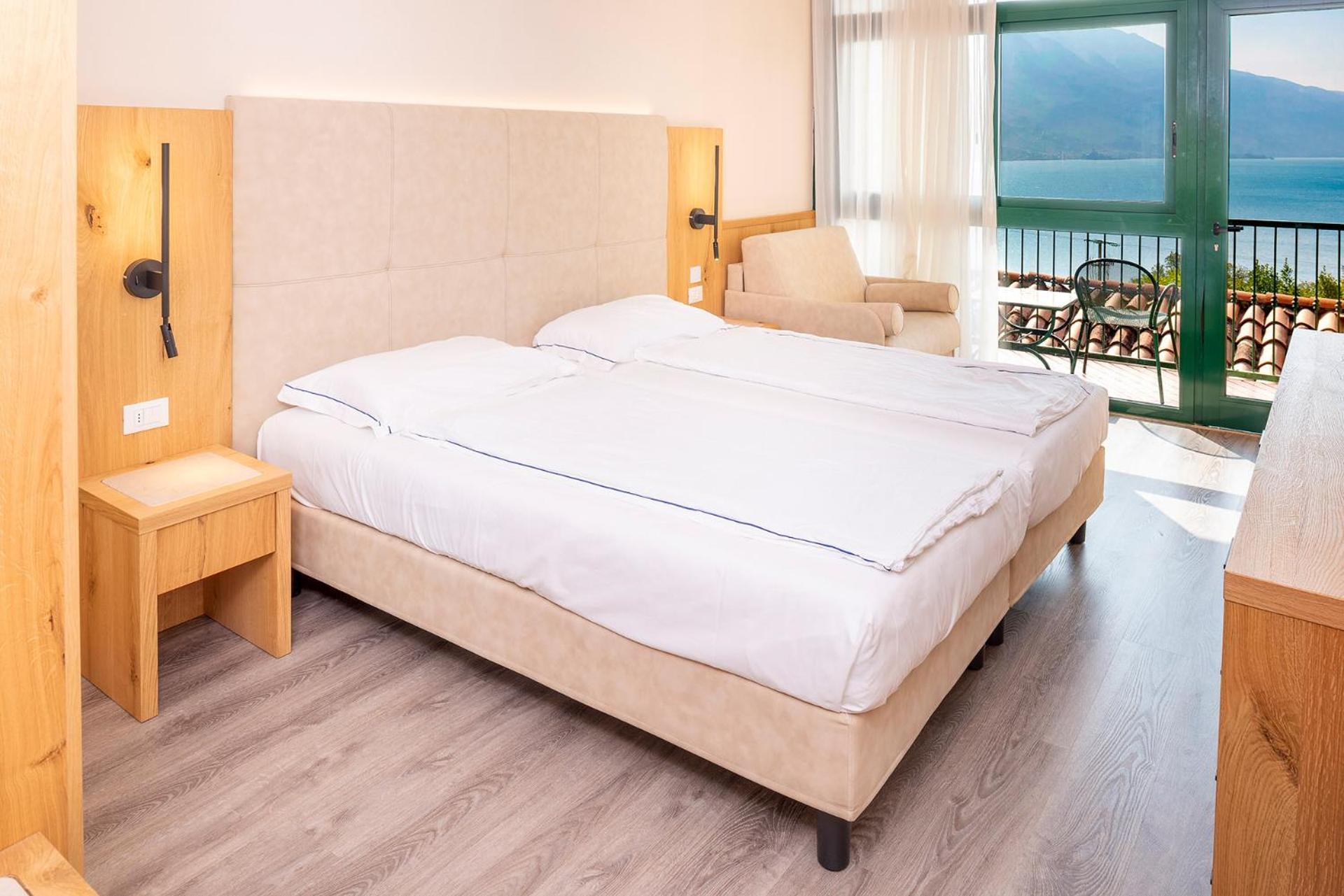 Centro Vacanze La Limonaia 리몬네술가르다 외부 사진